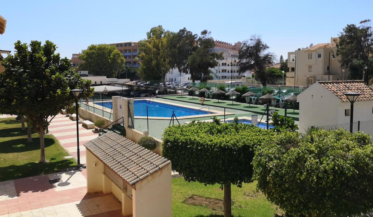 Apartamento Los Flamencos Roquetas de Mar Exterior photo